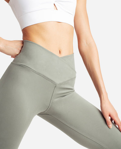 Crossover Waist 7/8 Legging