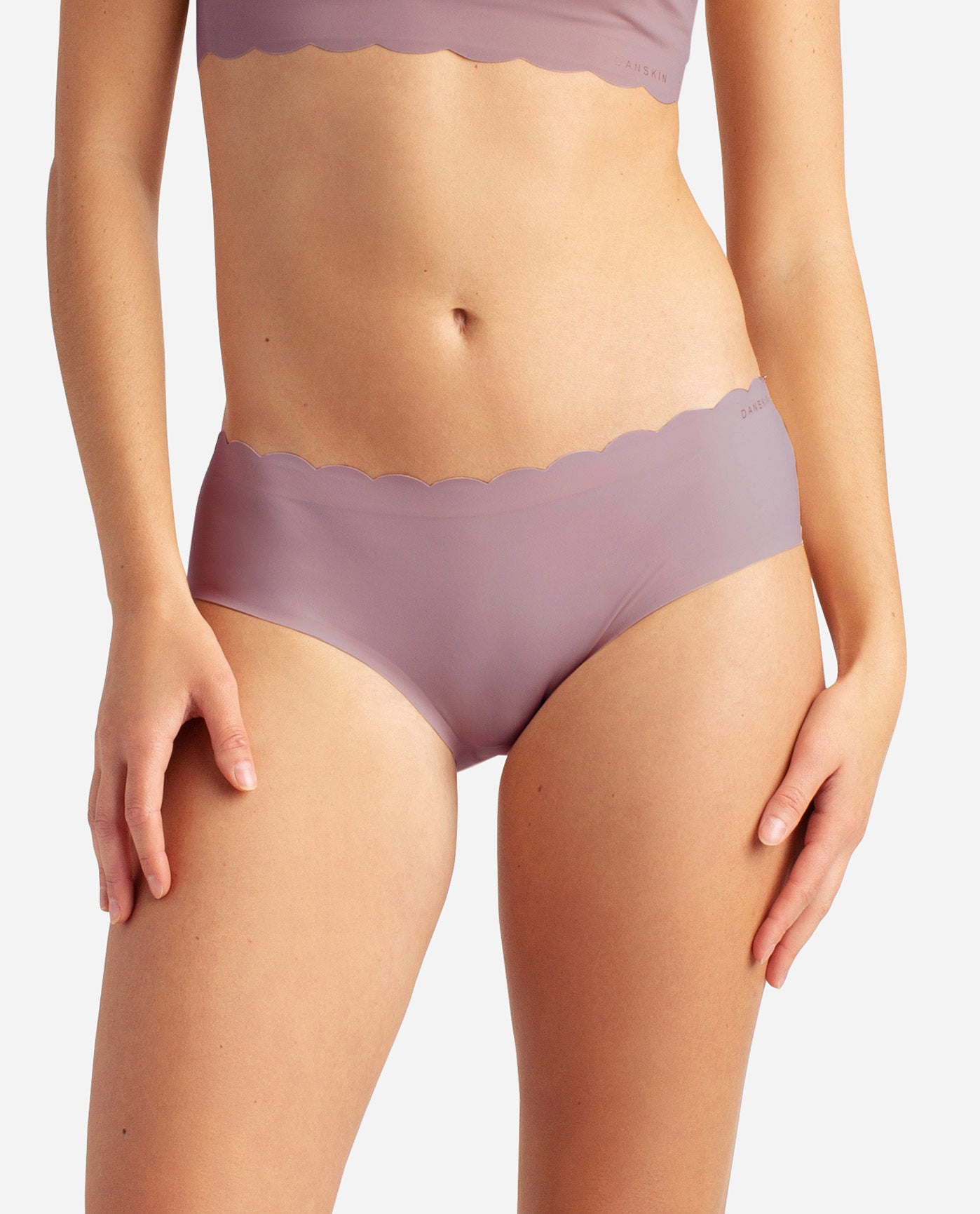 Dip Invisible Line Hipster Womens Underwear, M - Kroger