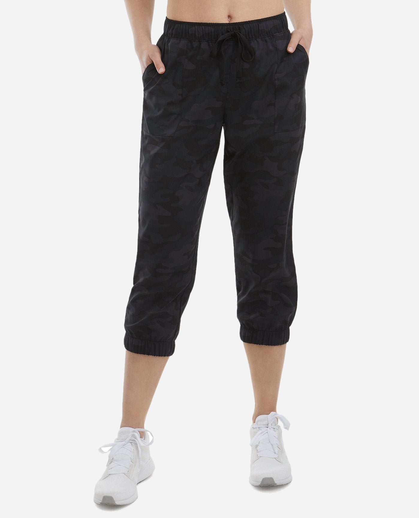 Danskin Women's Drawcord Crop Pant, Black, X-Small 